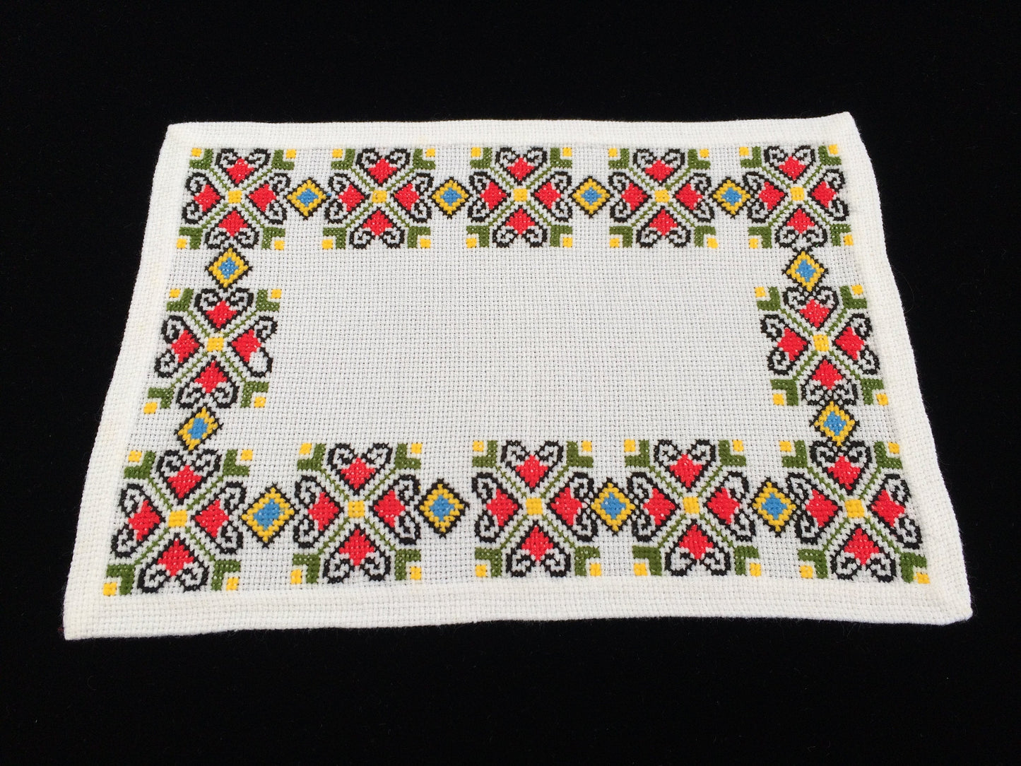 Retro 1970s Vintage Embroidered Oblong Linen Placemat. Large White Aida Cloth Cross Stitch Doily