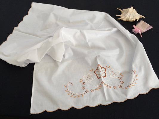 Hand Embroidered White Linen Guest Towel. Large Towel with Scalloped Edging