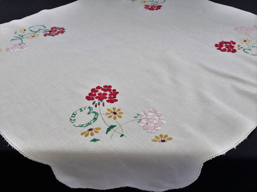 Vintage Square Floral Embroidered White Linen Tablecloth with Openwork Border