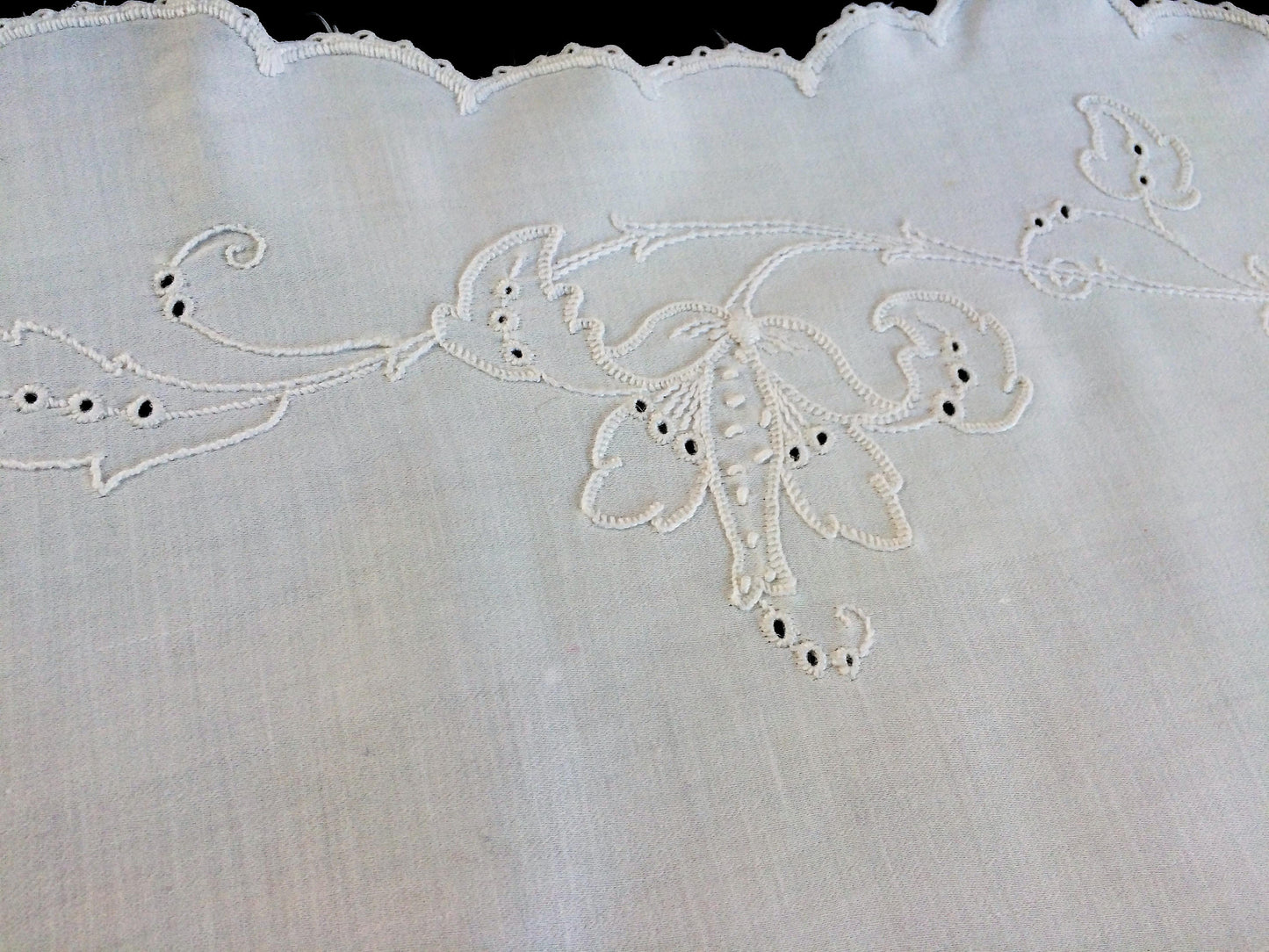 Embroidered Antique Victorian Carver Cover. Rare Antique Linen Kitchen Meat Carver Tablecloth with Madeira Cutwork and Scalloped Crochet Edging