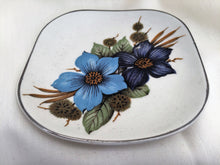 Load image into Gallery viewer, Wood &amp; Sons Burslem, Small Square Ring/Pin/Soap Dish with Blue Flowers