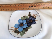 Load image into Gallery viewer, Wood &amp; Sons Burslem, Small Square Ring/Pin/Soap Dish with Blue Flowers