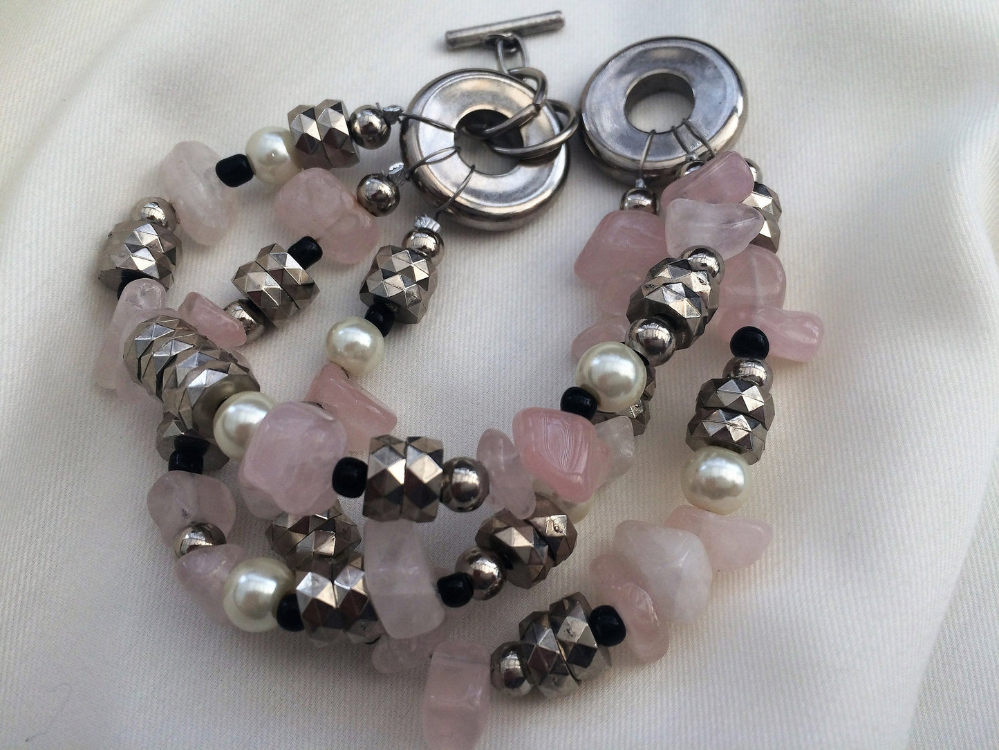 Rose Quartz Bracelet. Vintage Fashion Jewelry