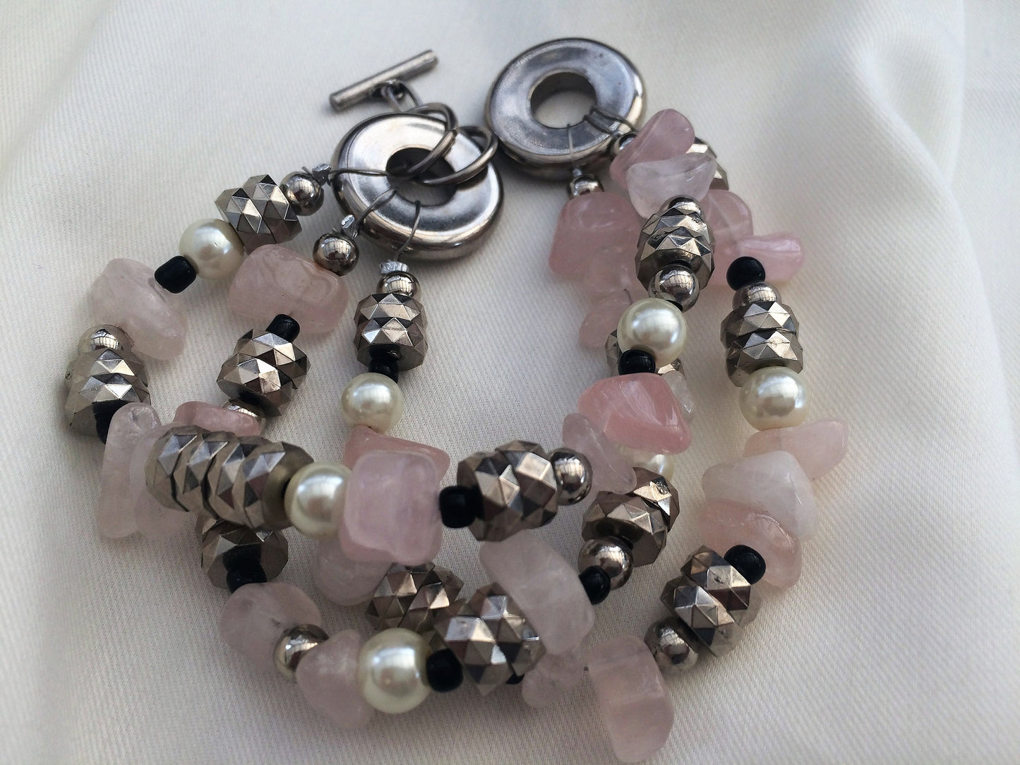 Rose Quartz Bracelet. Vintage Fashion Jewelry