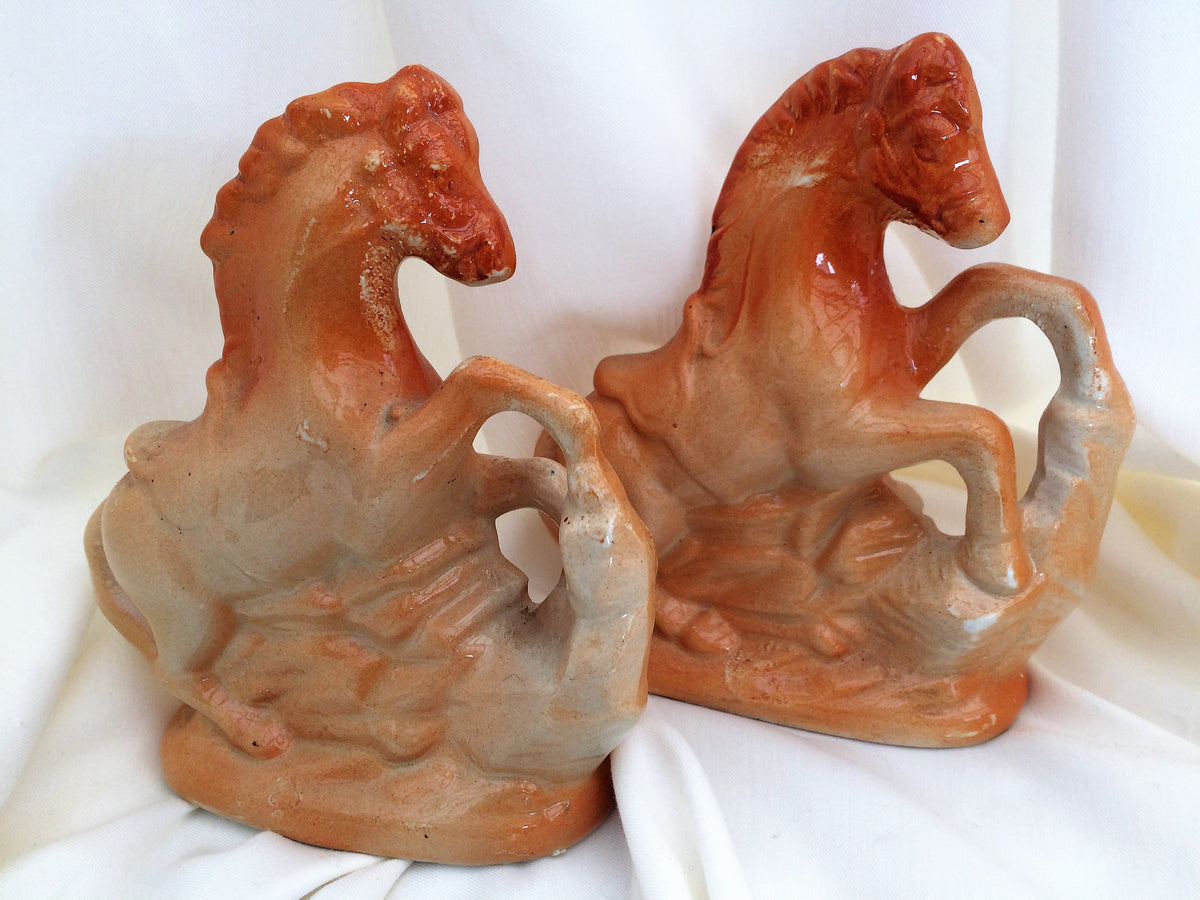 Horse Figurines. A Pair of Vintage English Horse Porcelain Ornaments ...