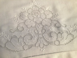 Vintage Embroidered Guest Towel. Large Whitework Ajour Linen Towel