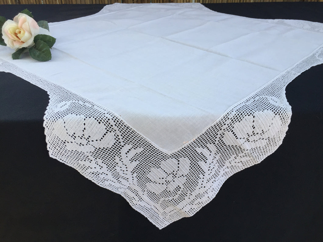 Small Vintage Collectible Irish Lace and Linen Card Tablecloth with Mary Card Designed Anemones Filet Crochet Edging