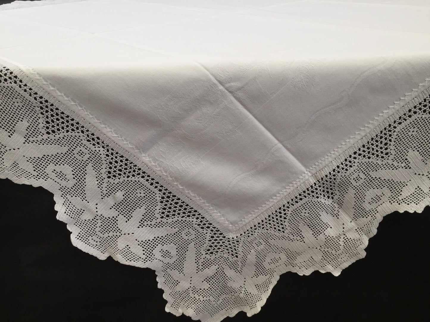 Vintage Irish Damask Linen Tablecloth with Maple Leaf Patterned Deep Filet Crochet Edging