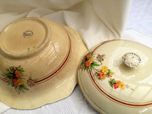 Load image into Gallery viewer, Royal Winton Vintage Ceramic Vegetable Serving Bowl with Lid