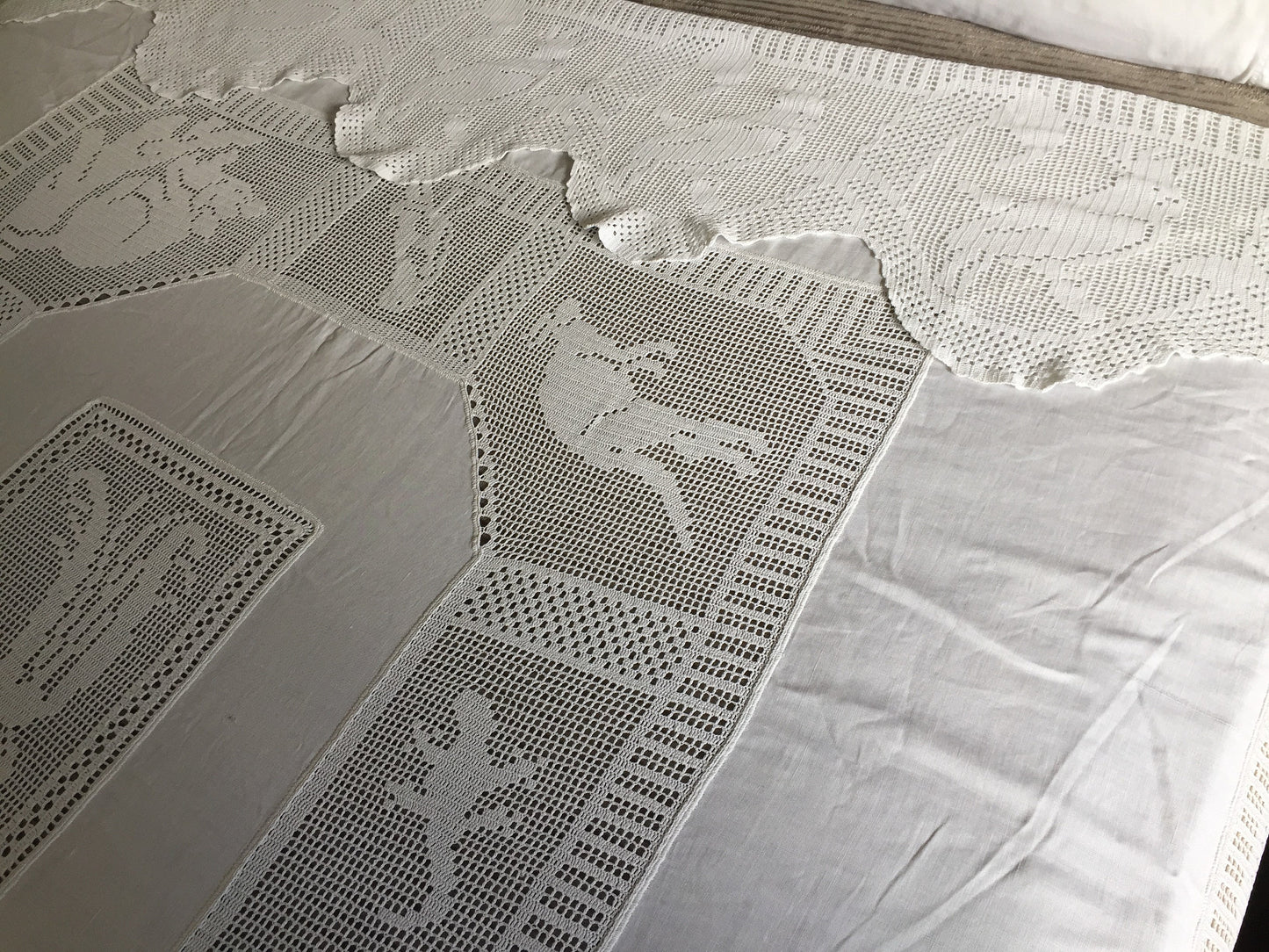 Antique Irish Lace and Linen Bed Cover with Mary Card Designed Filet Crochet Inlays and Edging "Australian Animals"