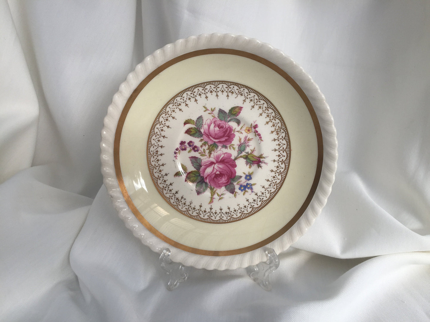 Johnson Brothers JB33 Pattern Small Saucer "Old English" Series