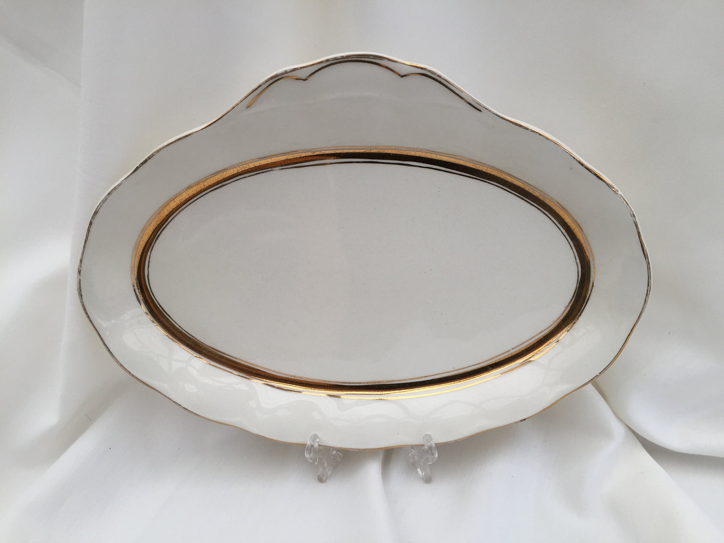 Creampetal Grindley Oval Sandwich Serving Platter Ivory with Gold Band