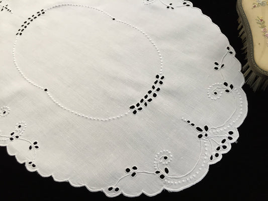 Antique Irish Linen Madeira Broderie Anglaise Hand Embroidered Whitework Oval Table Topper
